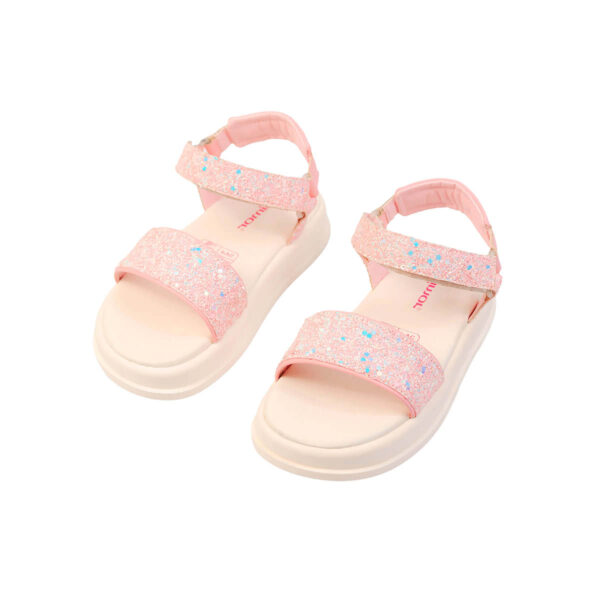 Un par de sandalias Bella para niñas de color rosa, decoradas con estrellas y hechas de material sintético.